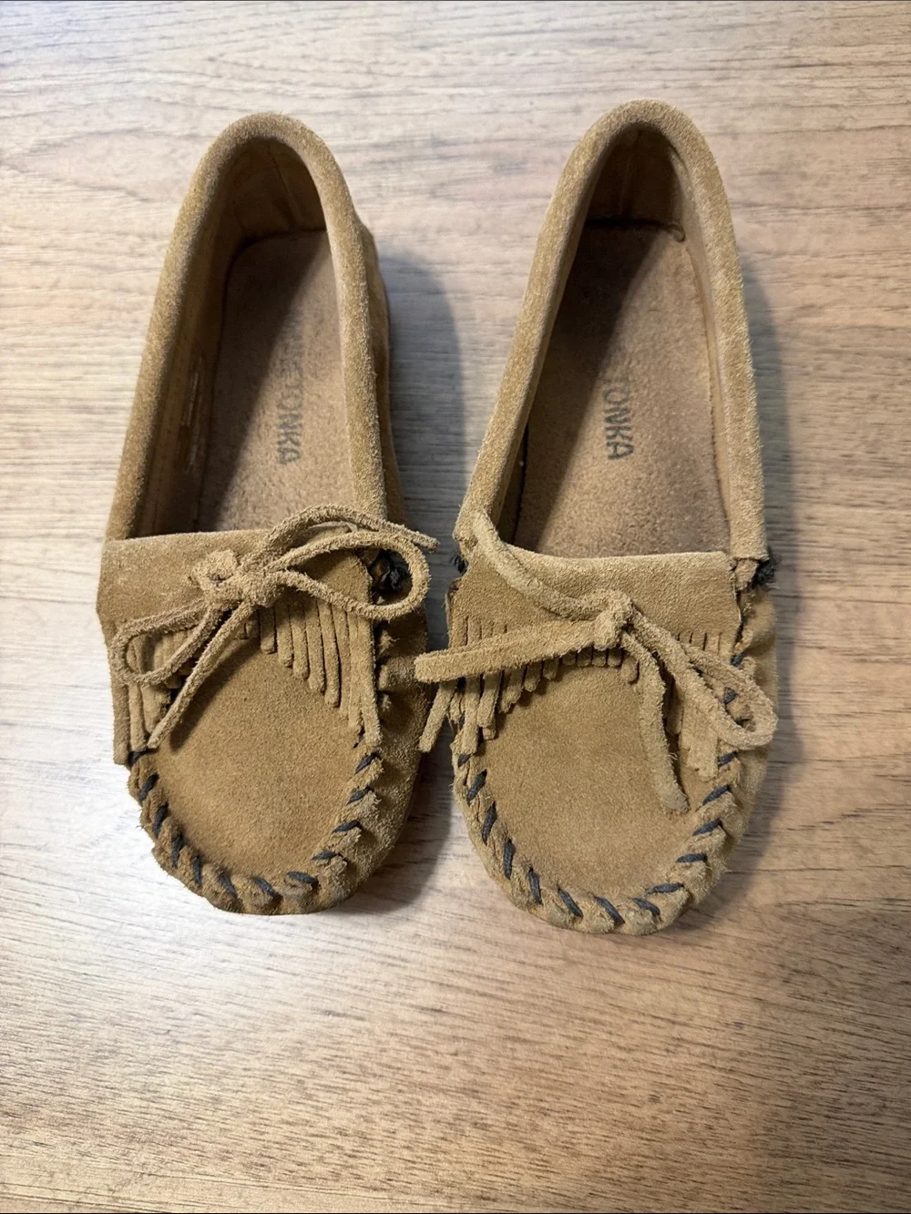 Minnetonka Kids Tan Suede Moccasins with Fringe Bow